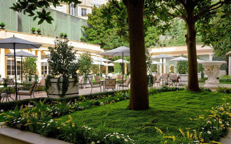 Guaranteed Upgrade Offer: Hotel Le Bristol, Paris