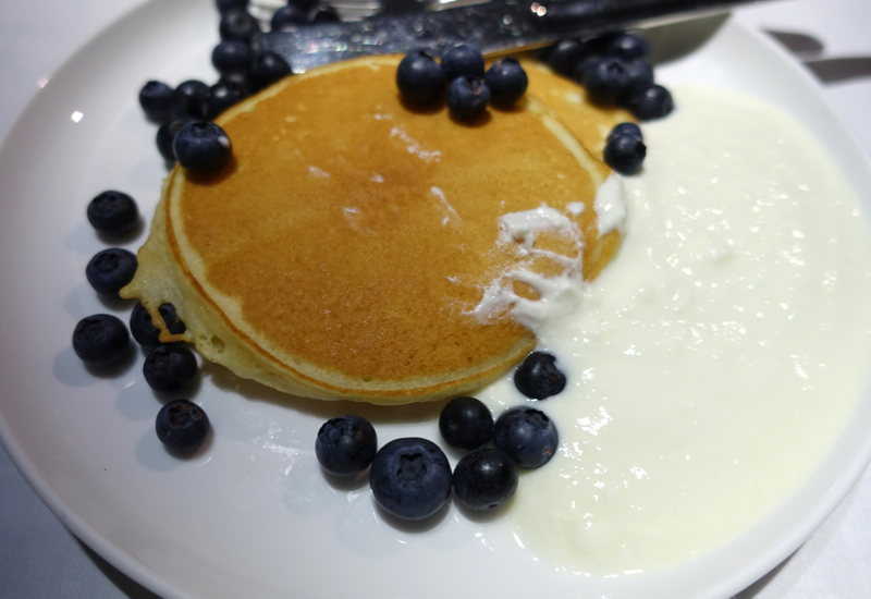 Buttermilk Pancakes with Blueberries and Honey Yogurt, Qantas First Class Review A380