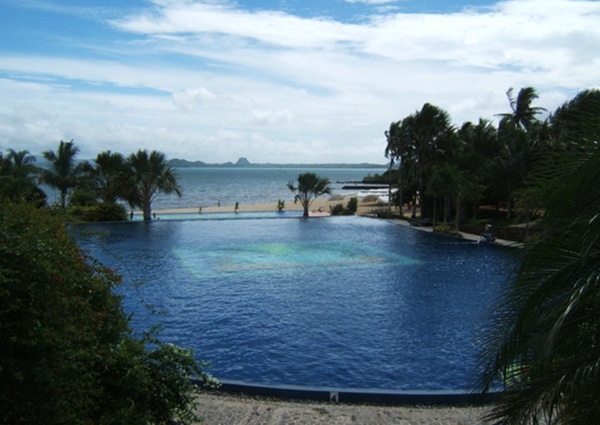 Pool and Beach, Pueblo Por La Playa, Quezon