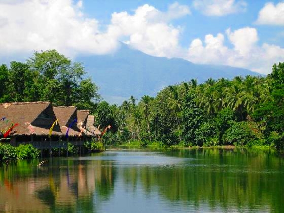 Villa Escudero, Quezon