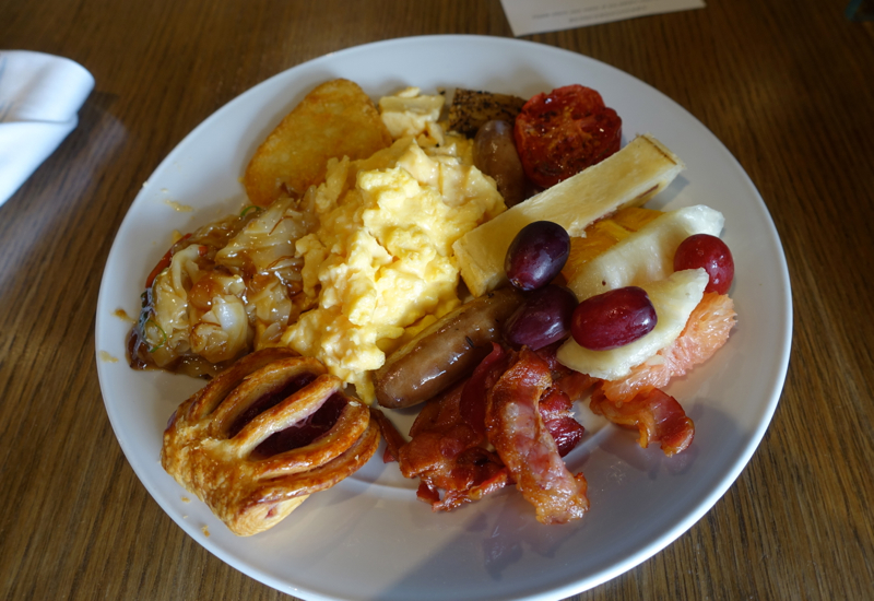 My Breakfast at Cafe Mix, Shangri-La Sydney Review