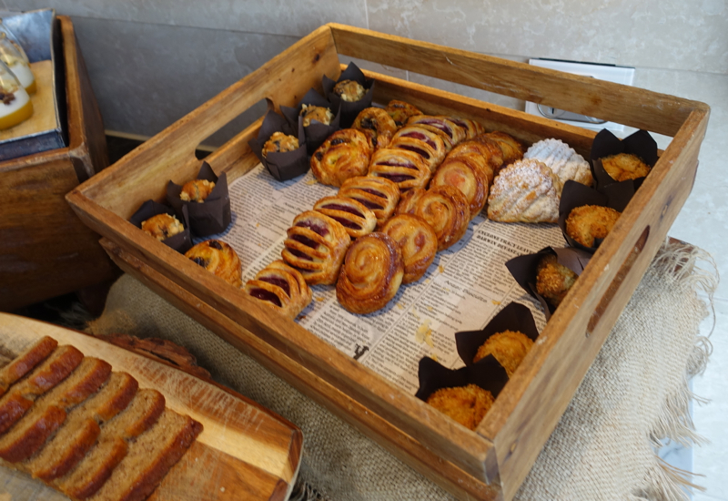 Breakfast Pastries, Horizon Club Lounge, Shangri-La Sydney Review