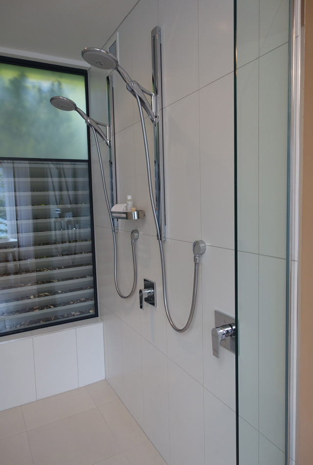 Double Shower, Matakauri Lodge Review