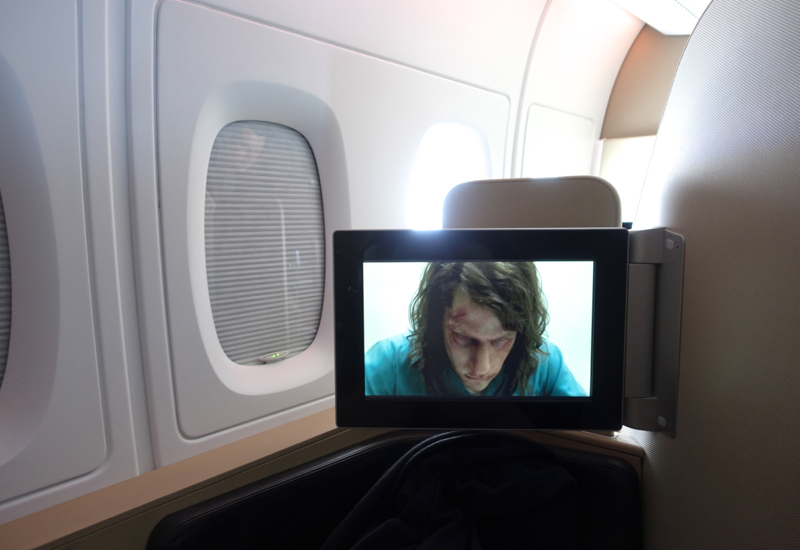 Review: Qantas First Class A380: Glare When Watching IFE