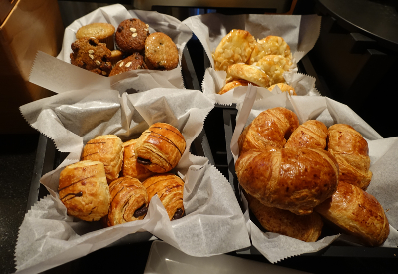 Breakfast Pastries, Ritz-Carlton Boston Club Lounge Review