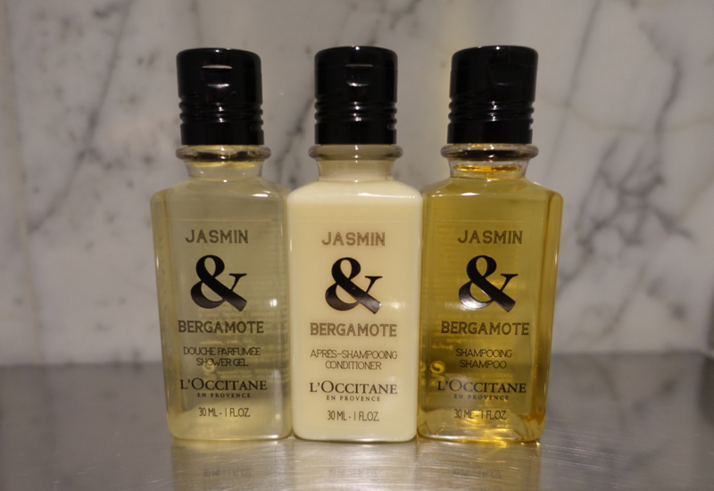 L'Occitane Jasmin & Bergamote Bath Products