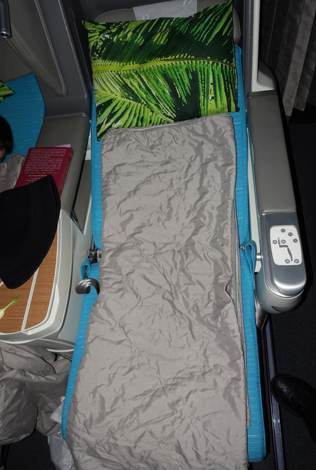 Air Tahiti Nui Business Class Angled Flat Bed Review