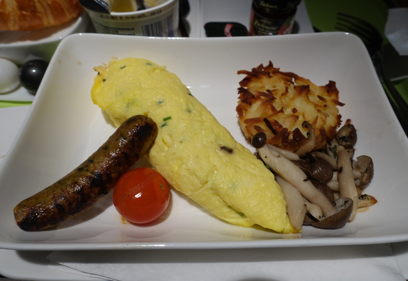 Breakfast Omelet, Air Tahiti Nui Business Class Review