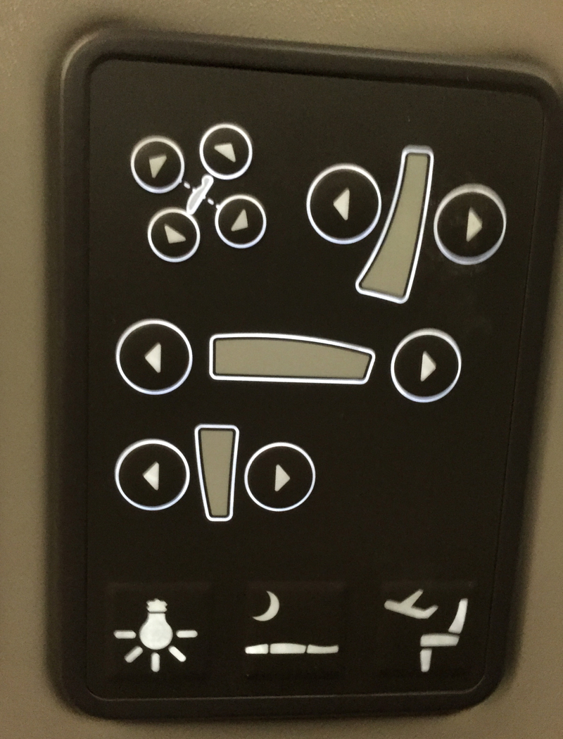 Review: American A321 First Class Seat Controls