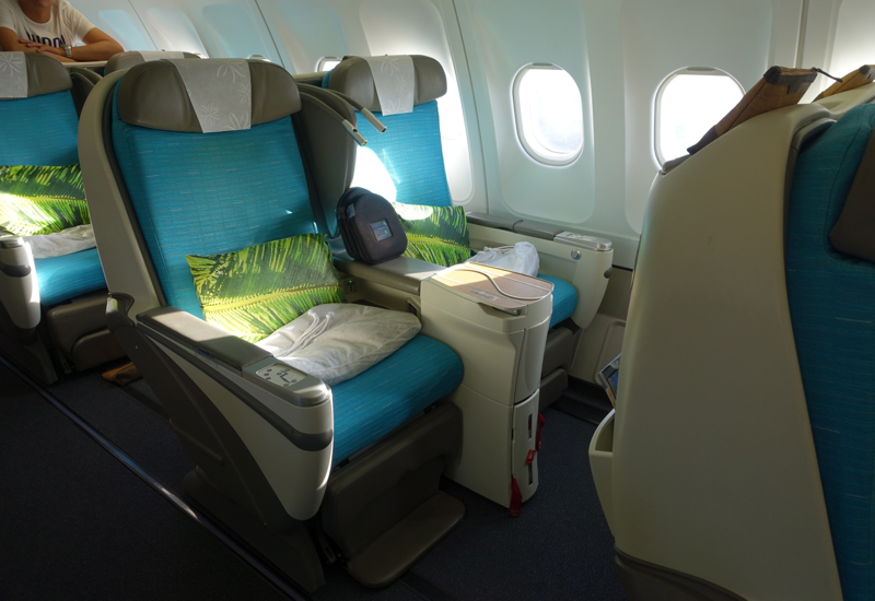 Air Tahiti Nui Business Class Review A340-300