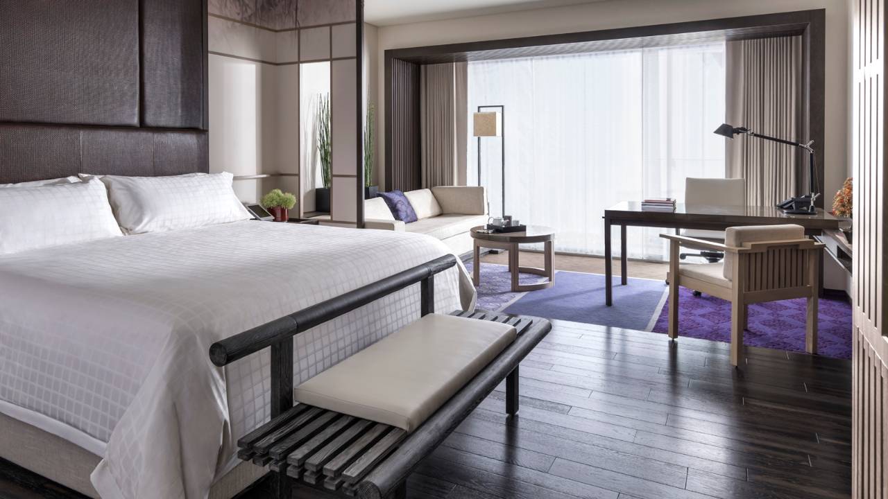 Four Seasons Kyoto Deluxe Room: Largest Standard Rooms in Kyoto