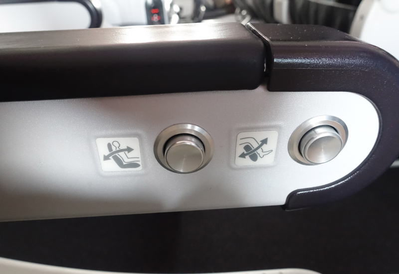 Air New Zealand Premium Economy Seat Controls Review