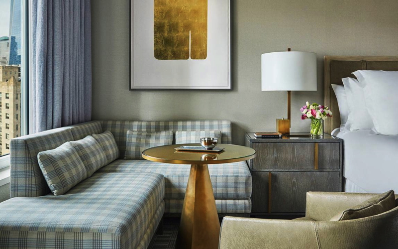 Four Seasons New York Downtown Guest Room - Sofa