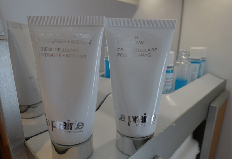 La Prairie Moisturizer, Lufthansa First Class Bathroom, 747-8 Review