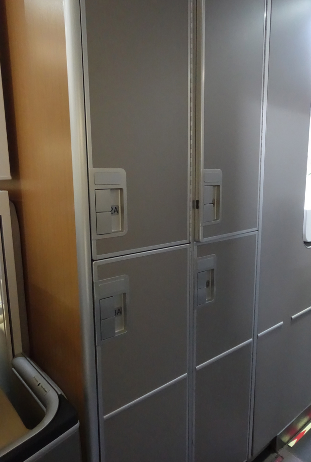 Lufthansa First Class Lockers for Carry On Baggage, 747-8