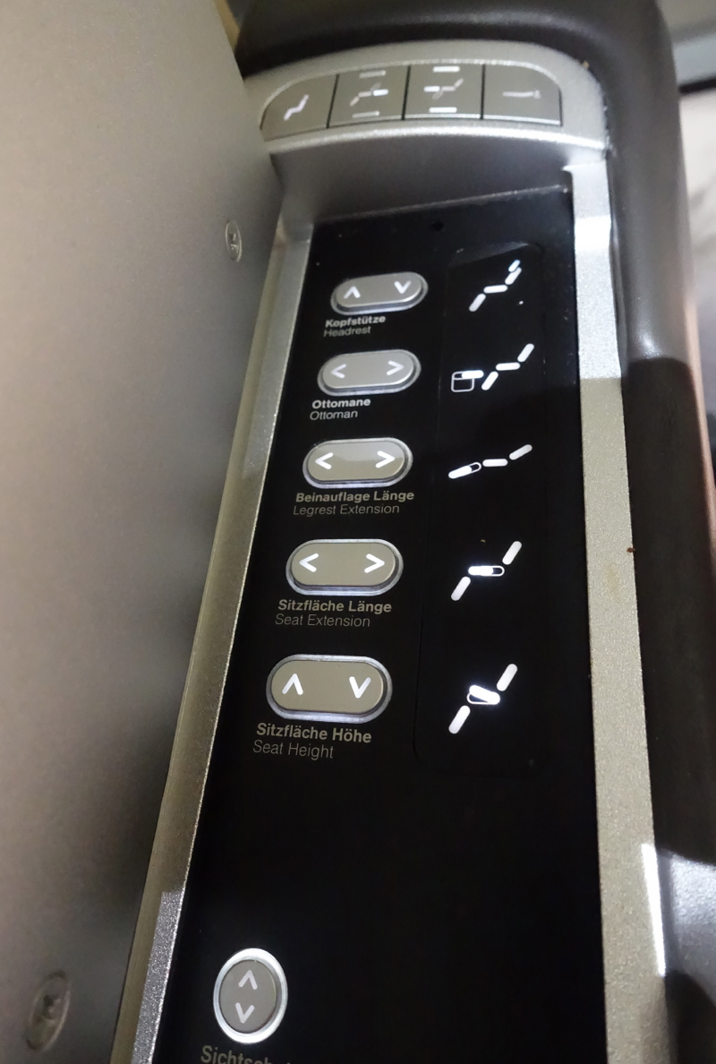 Seat Controls, Lufthansa First Class 747-8 Review