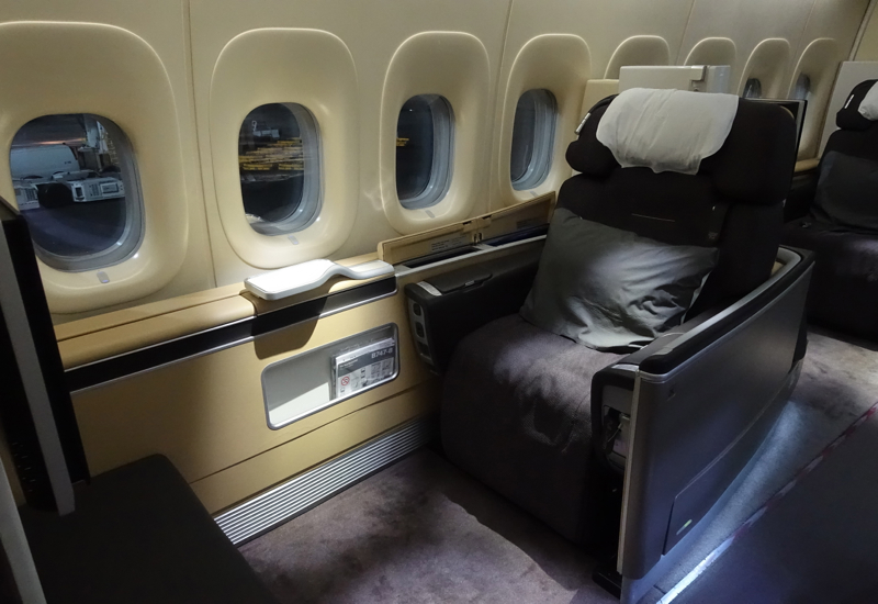 Review-Lufthansa First Class Seat 1K, 747-8