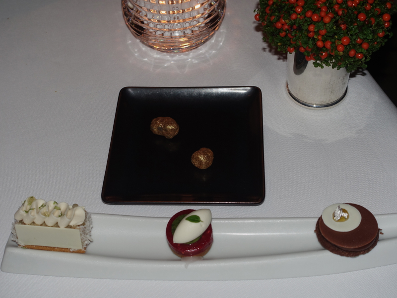 Mignardises, Pur' Restaurant Review-Park Hyatt Paris