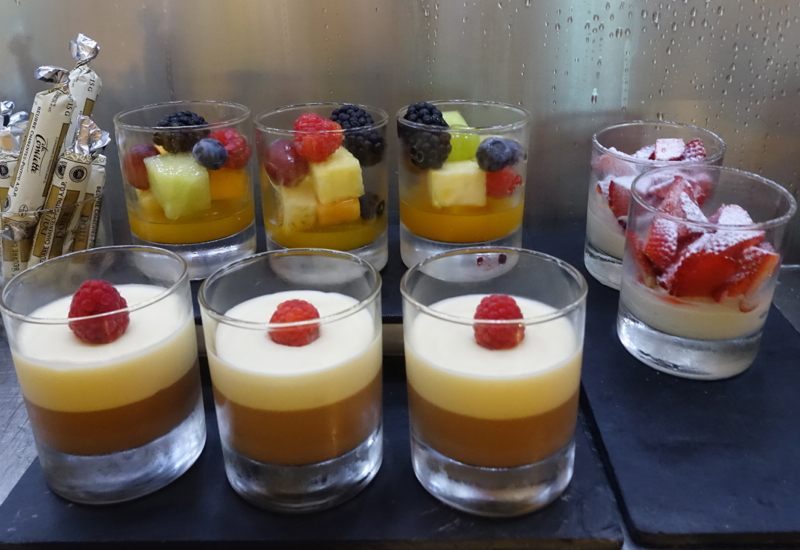Desserts, Lufthansa First Class Terminal Review