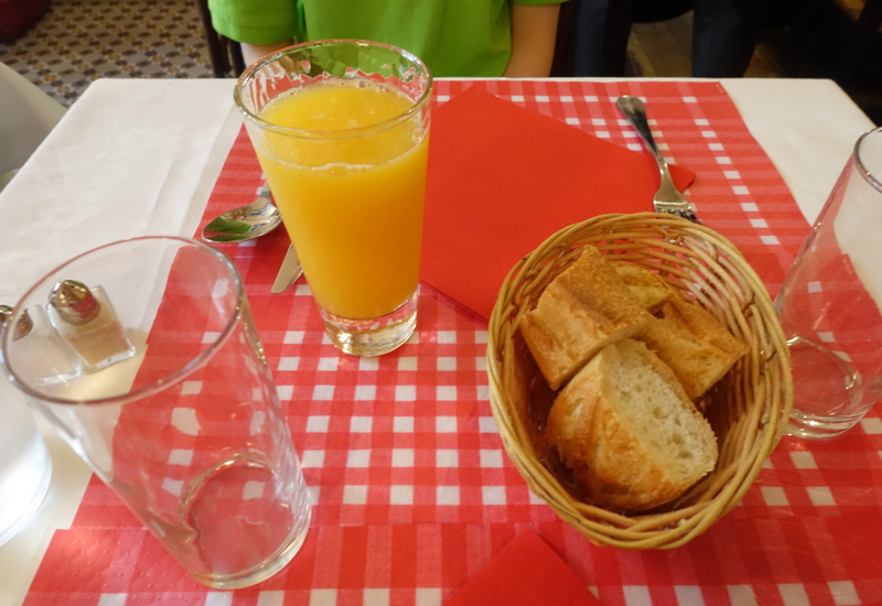 Fresh Squeezed Orange Juice and Bread, La Cuisine de Philippe Paris Review