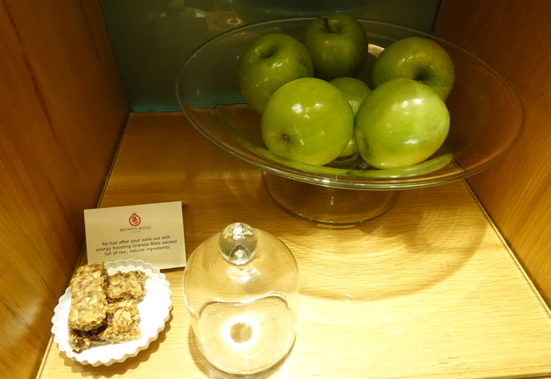 Apples and Granola Bars, Brown's Hotel London Review