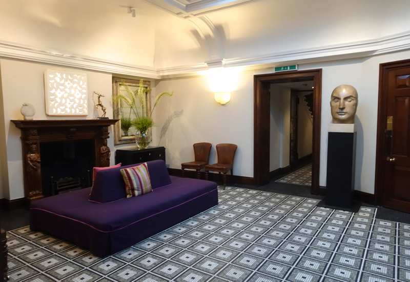 Review: Brown's Hotel Lobby 
