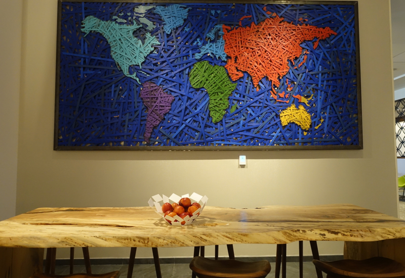 World Map and Communal Table, AMEX Centurion Lounge Houston Review