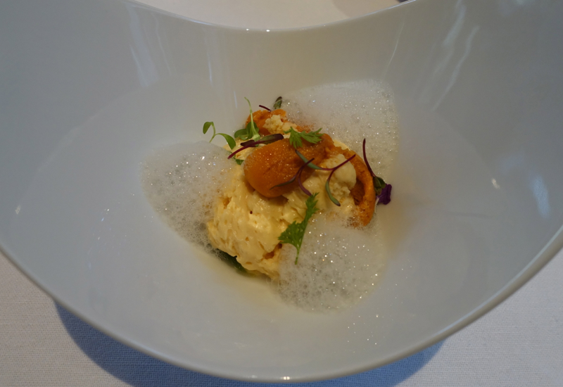 Scallops and Sea Urchin, Anatoly Komm at Raff House Review, Moscow