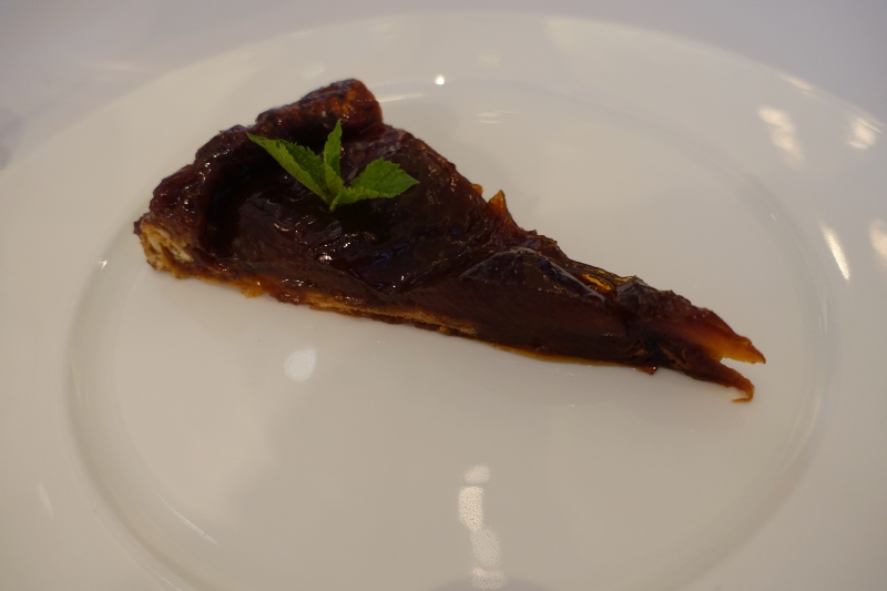 Apple Tarte Tatin, BOLSHOI Restaurant Review, Moscow