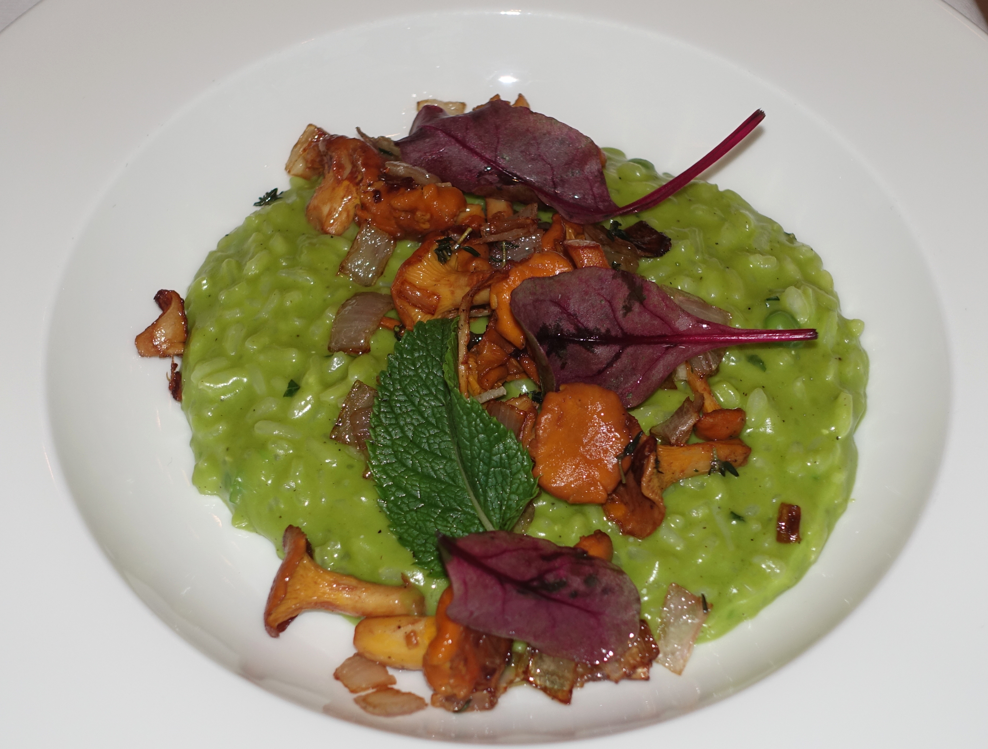 Chanterelles with Green Risotto, BOLSHOI Restaurant Review