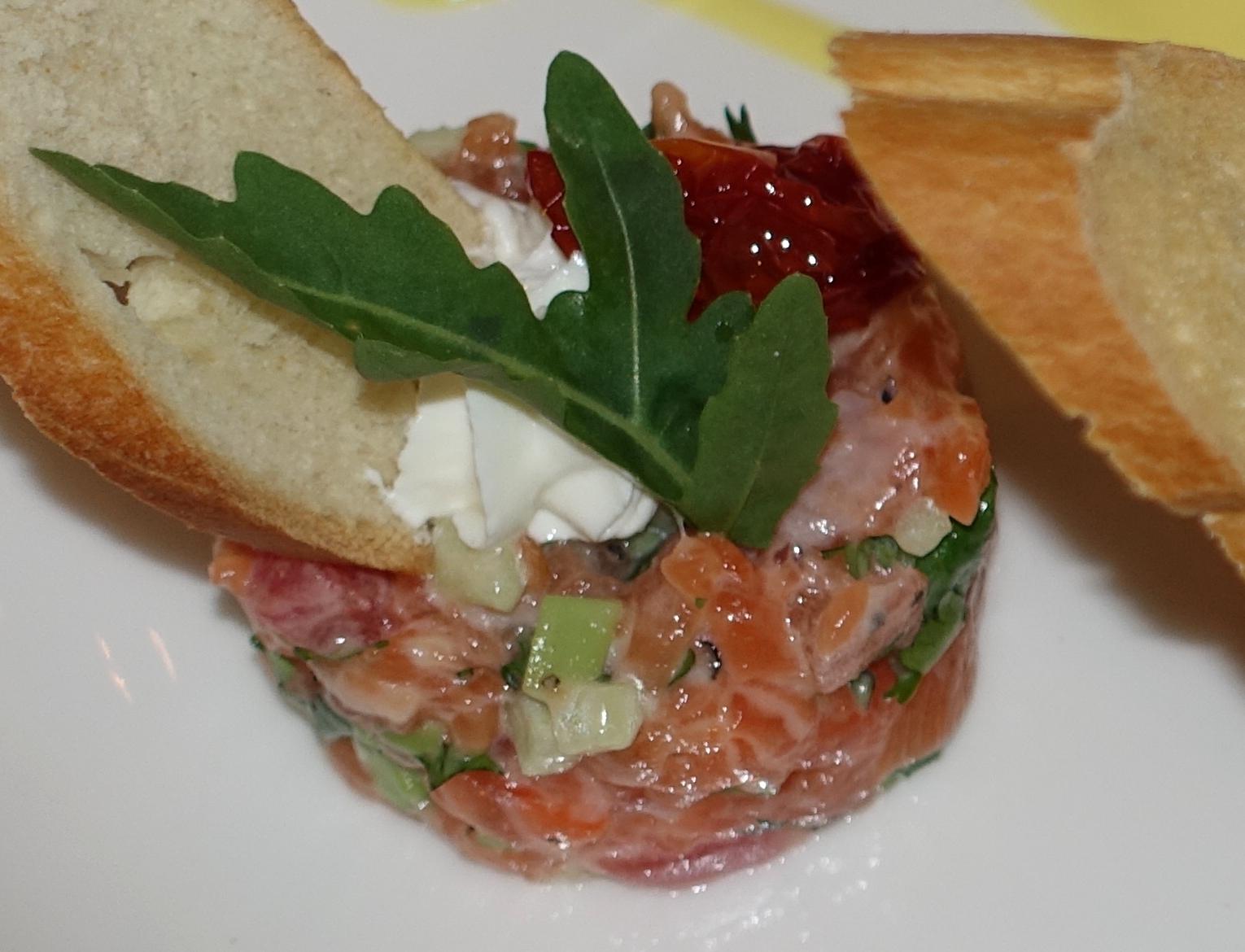 Salmon Tartare with Avocado, BOLSHOI Restaurant, Moscow REview