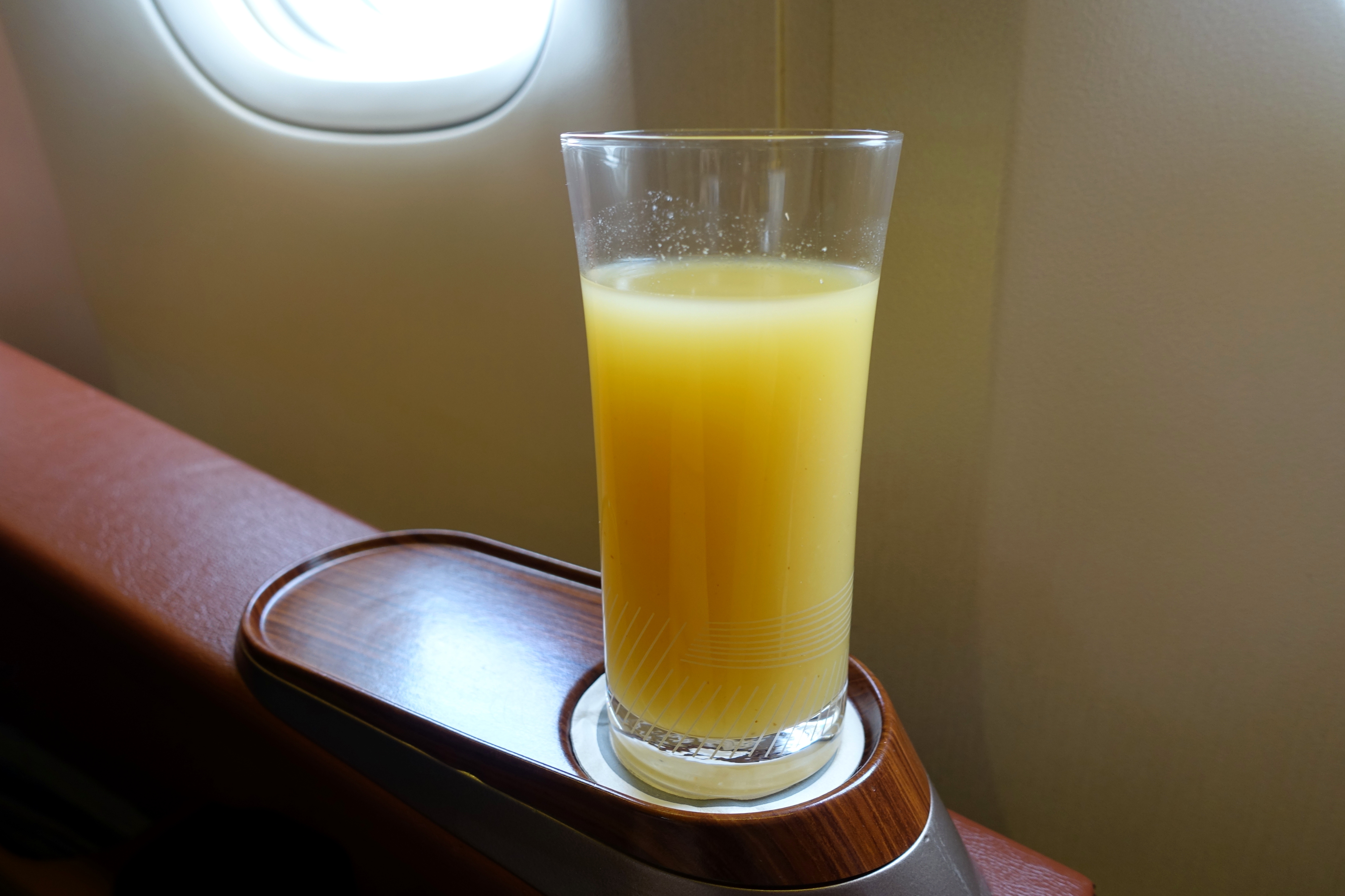 Singapore First Class 777 Review-Pre-Flight Drink