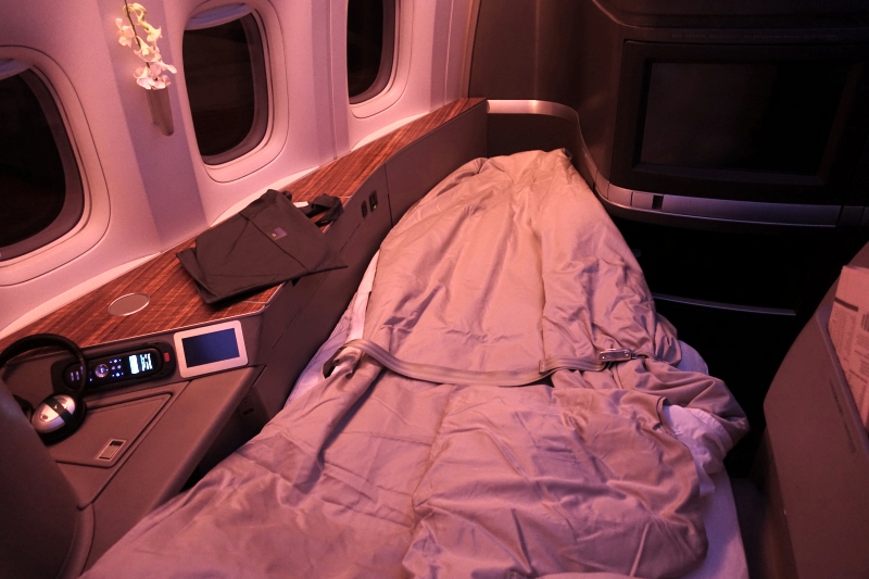 Cathay Pacific Review-First Class Bed