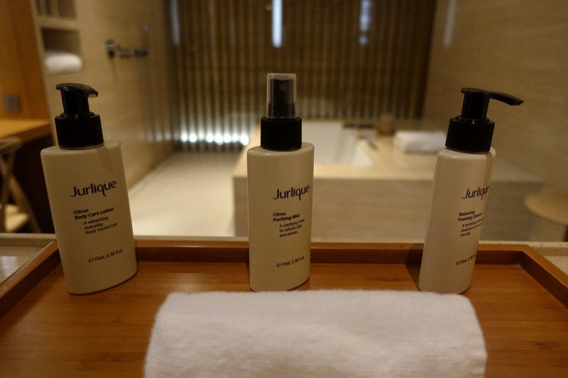 Jurlique Bath Products, Cabana, Cathay The Wing First Class Lounge Review