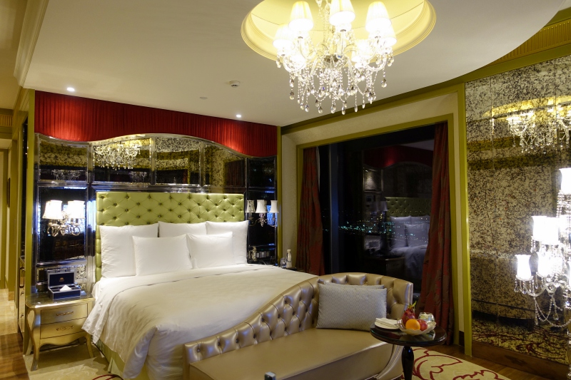 Panorama Deluxe Room, The Reverie Saigon Review