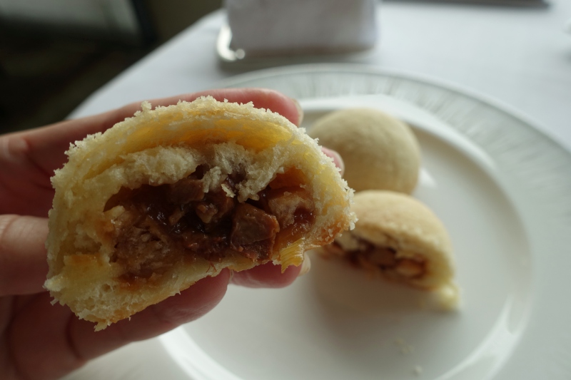 Baked Roast Duck and Taro Bun, Yan Toh Heen Review