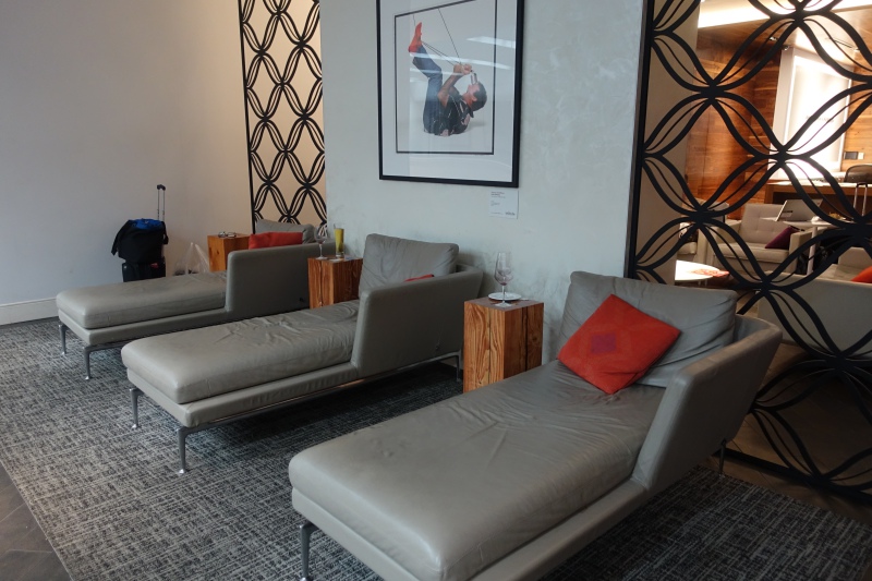 Day Beds, AMEX Centurion Lounge San Francisco Review