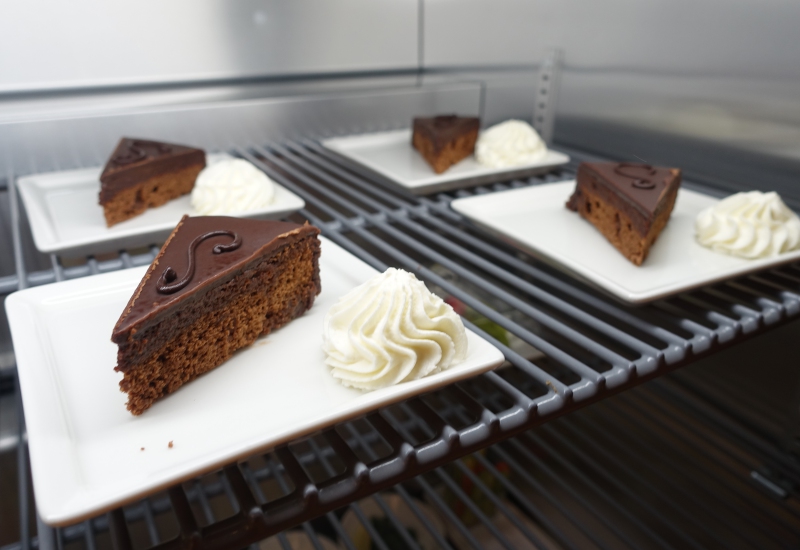 Chocolate Cake, Emirates Lounge JFK Review