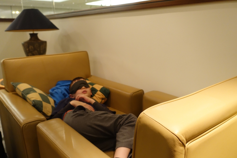 Makeshift Bed, Emirates Lounge JFK Review