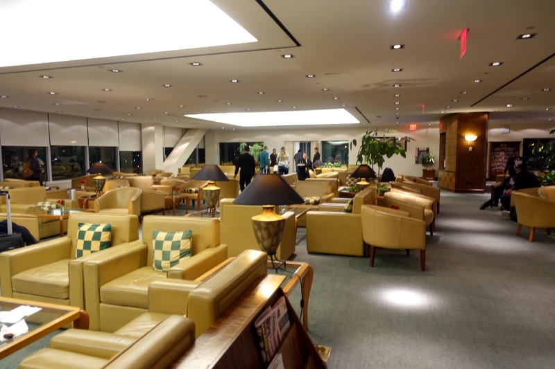 Emirates Lounge JFK Review