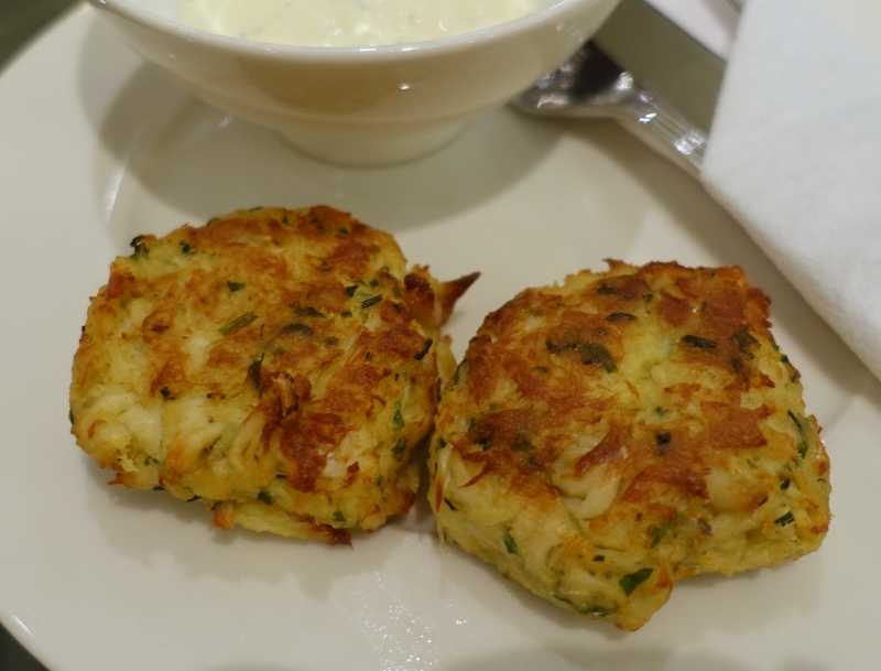 Crab Cakes, Emirates Lounge JFK Review