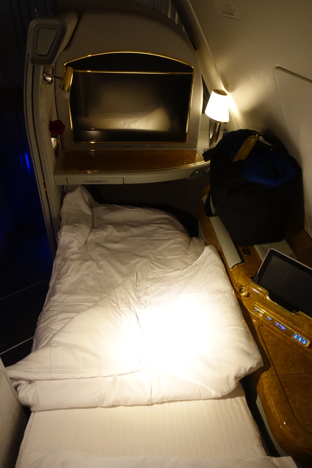 Emirates First Class Bed, A380 Review