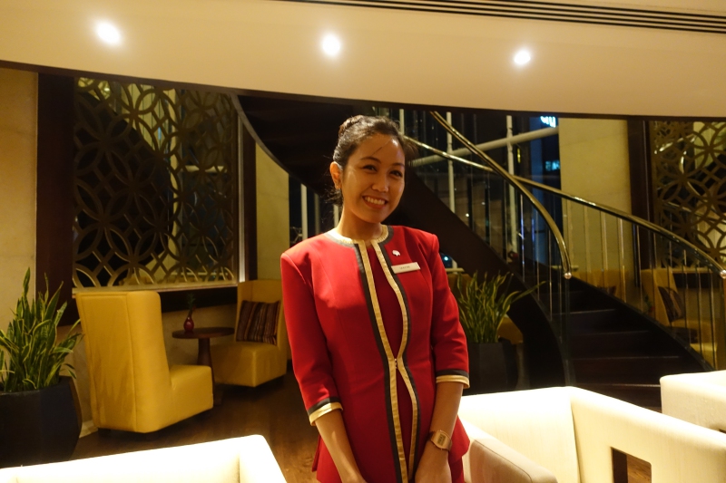 Raffles Dubai Club Lounge Associate