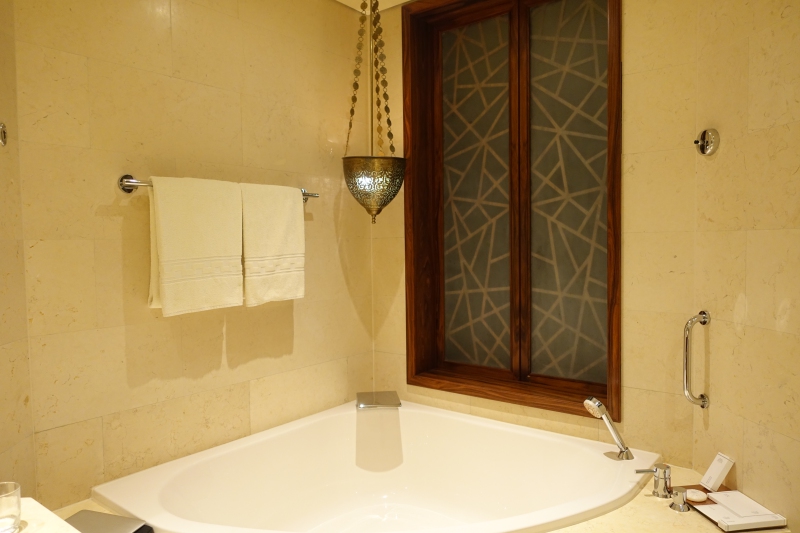 Club Room Bathroom, Raffles Dubai Review