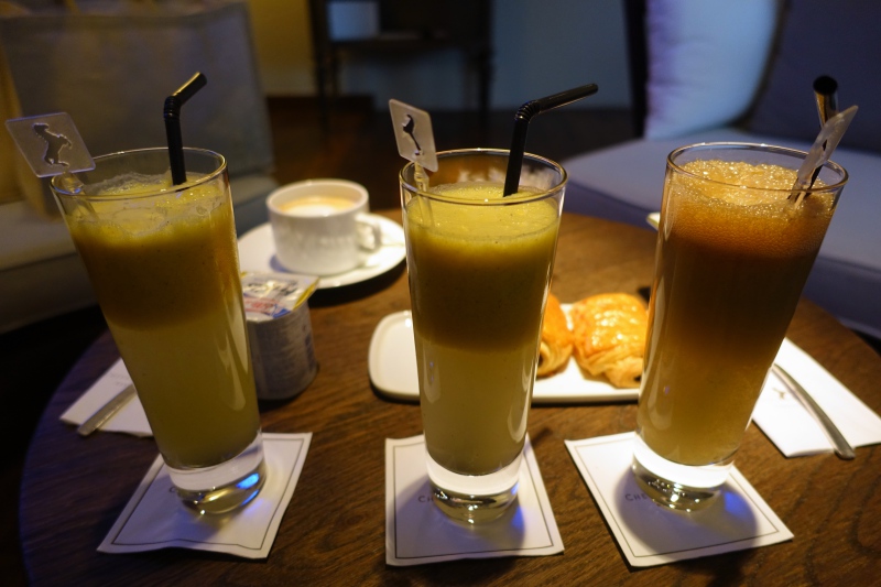 Fresh Squeezed Juices, Cheval Blanc Randheli Lounge Review