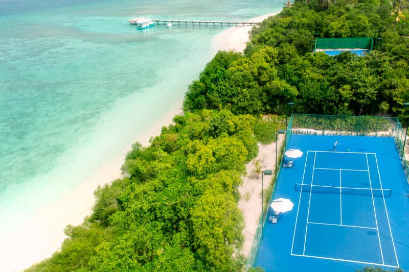 Tennis Island, Cheval Blanc Randheli Review