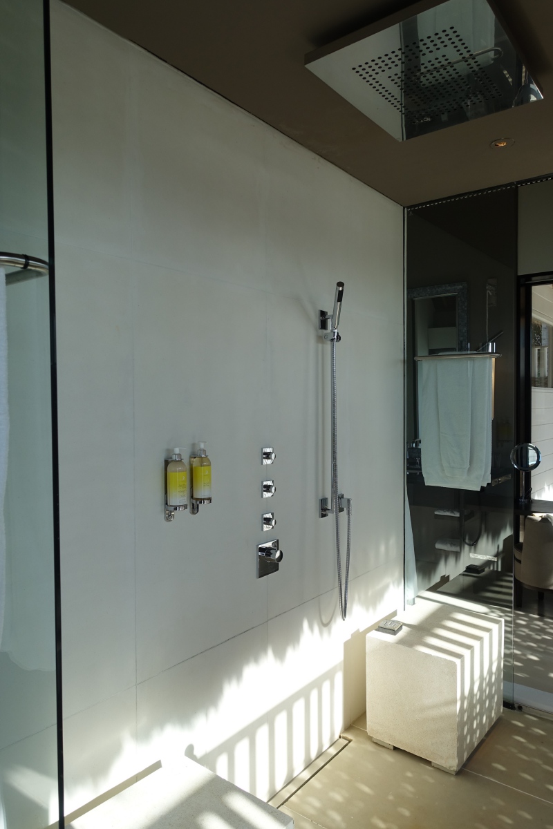 Couple's Walk-In Shower, Cheval Blanc Randheli Review