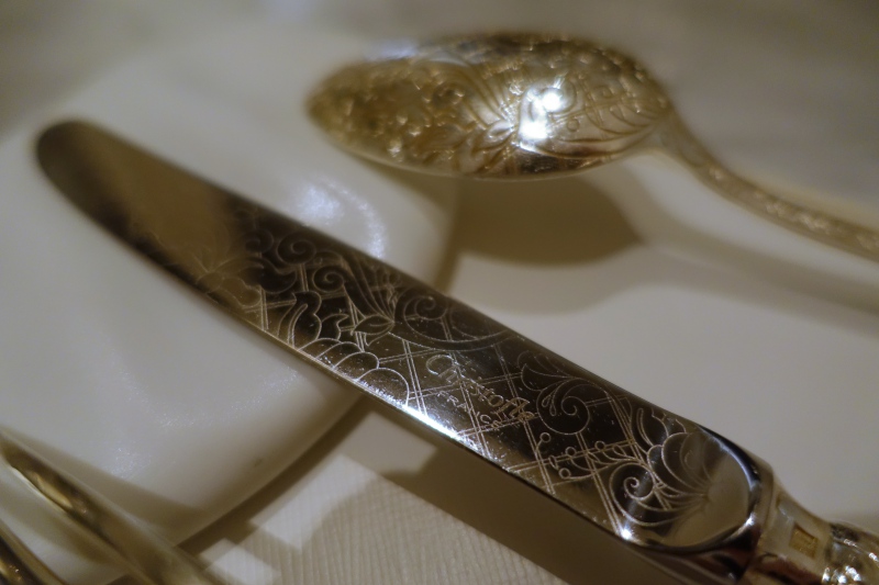 Christofle Silverware, Le 1947 Review, Cheval Blanc Randheli, Maldives