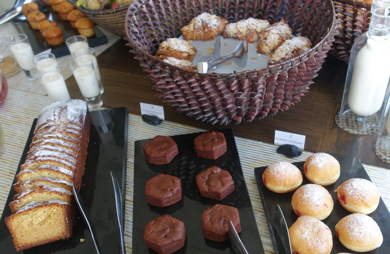 Breakfast Pastries, Cheval Blanc Randheli Review