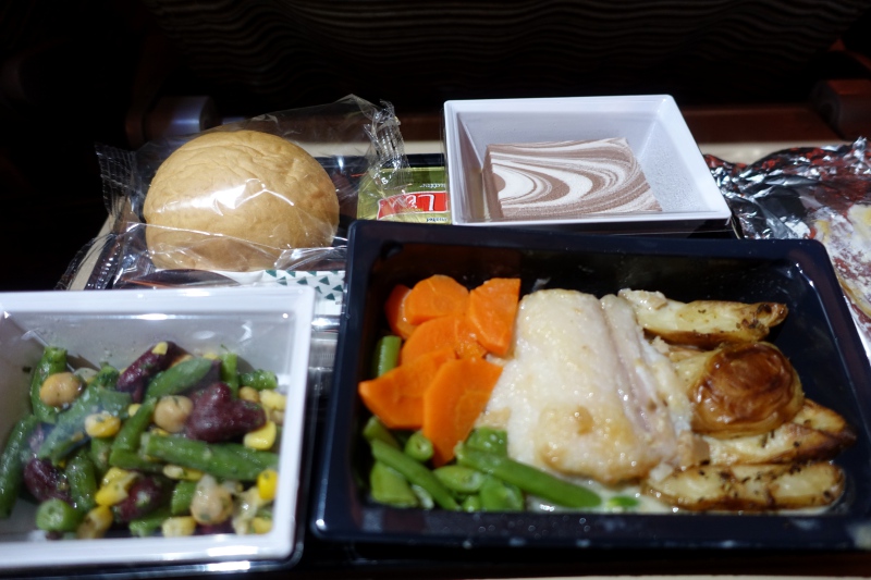 Etihad Economy Class Meal, Male Maldives to Abu Dhabi Review